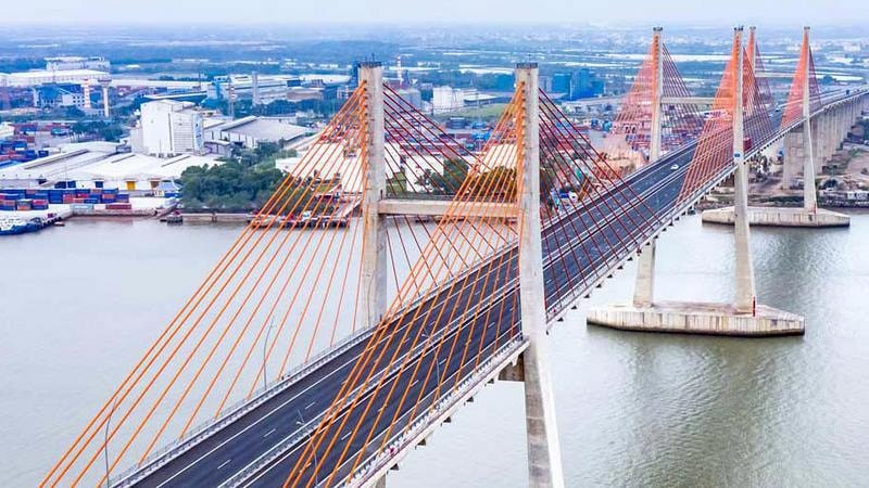 Cầu Bạch Đằng: Công trình dây văng nhiều nhịp hàng đầu thế giới trên cao tốc đắt nhất Việt Nam