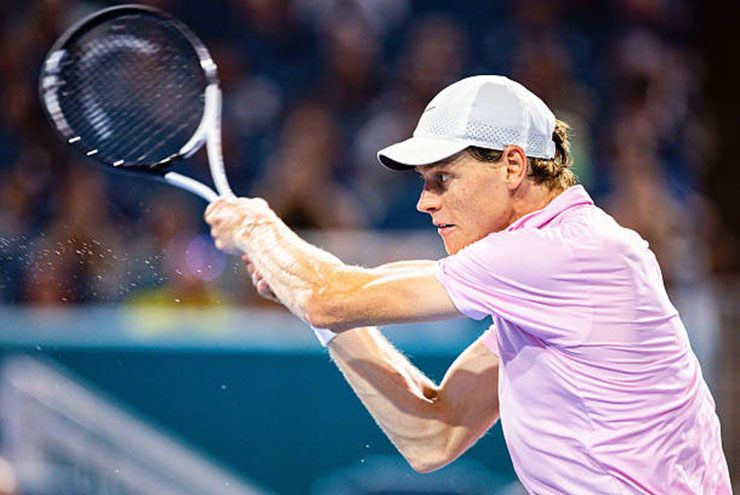 Jannik Sinner thắng set 1 trước Jiri Lehecka tại chung kết Miami Open