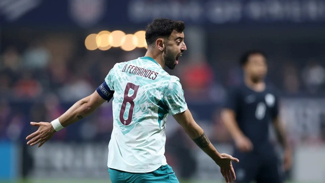 Bruno Fernandes tỏa sáng giúp Bồ Đào Nha hạ gục Mỹ 2-0 trên sân khách