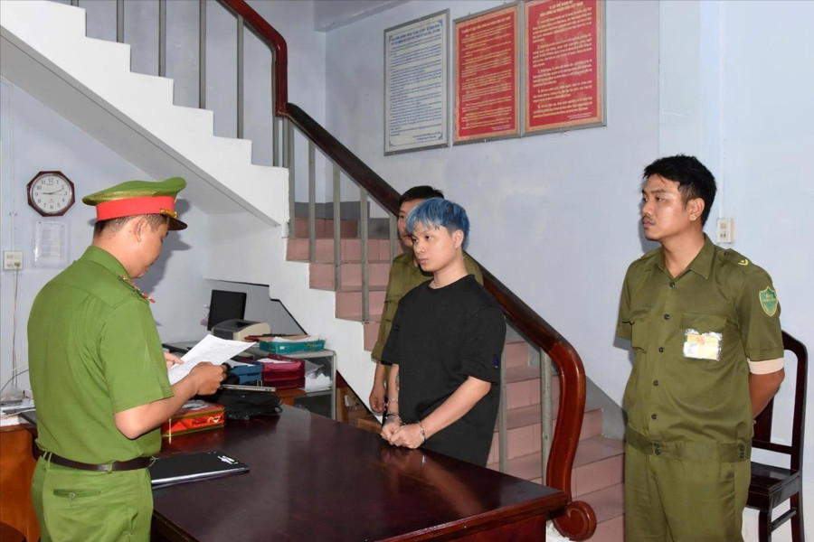 Khởi tố đối tượng chiếm đoạt tài sản bằng thủ đoạn "đổi ngoại tệ"