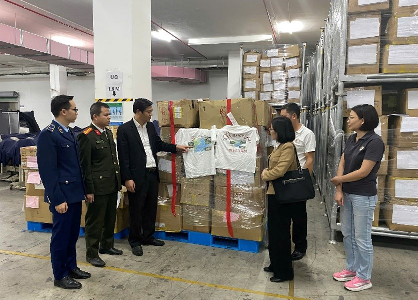 Ninh Bình: Xử phạt doanh nghiệp in 6.000 áo phông thiếu bản đồ chủ quyền quốc gia