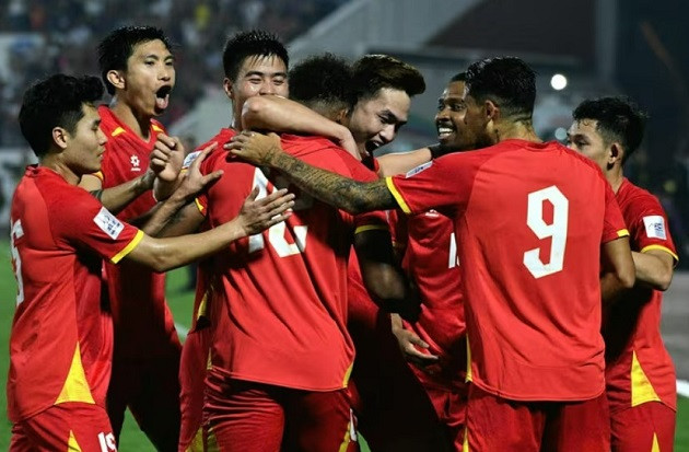 ĐT Việt Nam trở lại top 100 FIFA: Khi giấc mơ World Cup cần nhiều hơn những chiến thắng vùng trũng
