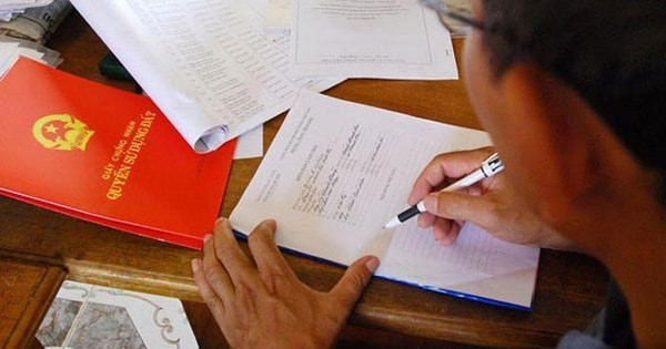 Thủ tục cấp lại sổ đỏ bị mất: Những quy định mới về xác minh và niêm yết công khai