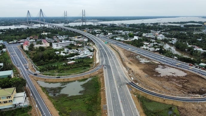 Cao tốc Mỹ Thuận - Cần Thơ: Siết trách nhiệm hoàn thành toàn bộ hạng mục vào năm 2026