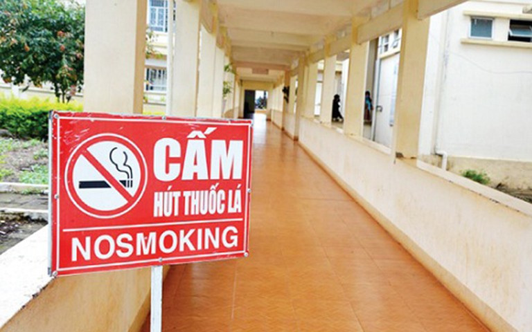 Hút thuốc lá tại địa điểm có quy định cấm sẽ bị phạt bao nhiêu tiền?