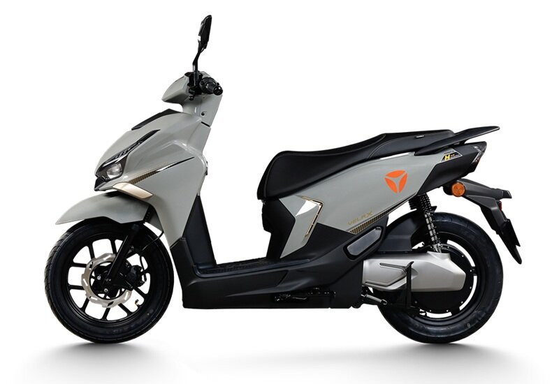 Chi tiết Yadea Velax H Plus: Xe máy điện thể thao vận hành 163 km mỗi lần sạc