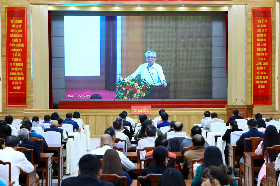 240 đại biểu Lâm Đồng dự Hội nghị quán triệt Nghị quyết Đại hội XIV
