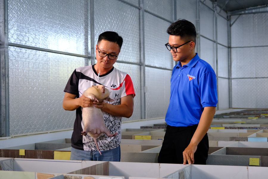 Ðại úy công an và hành trình gieo sinh kế
