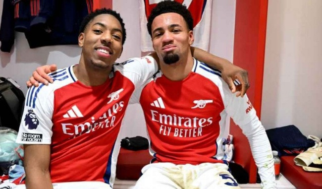 Arsenal sẵn sàng bán bộ đôi 'cây nhà lá vườn' 100 triệu bảng, Neymar đàm phán sang MLS