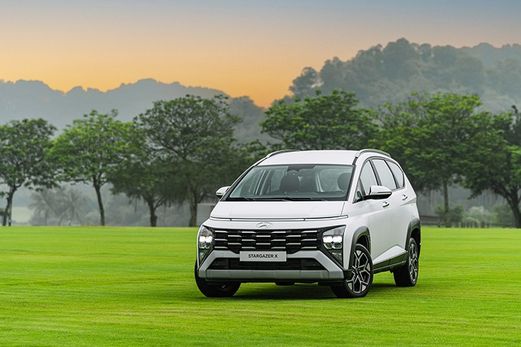 Hyundai Stargazer 2026: Cập nhật giá lăn bánh và ưu đãi tới 107 triệu đồng
