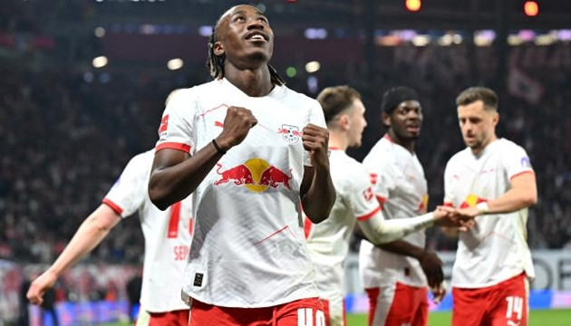 Man United rộng cửa chiêu mộ Yan Diomande nhờ thương vụ Jadon Sancho sang RB Leipzig