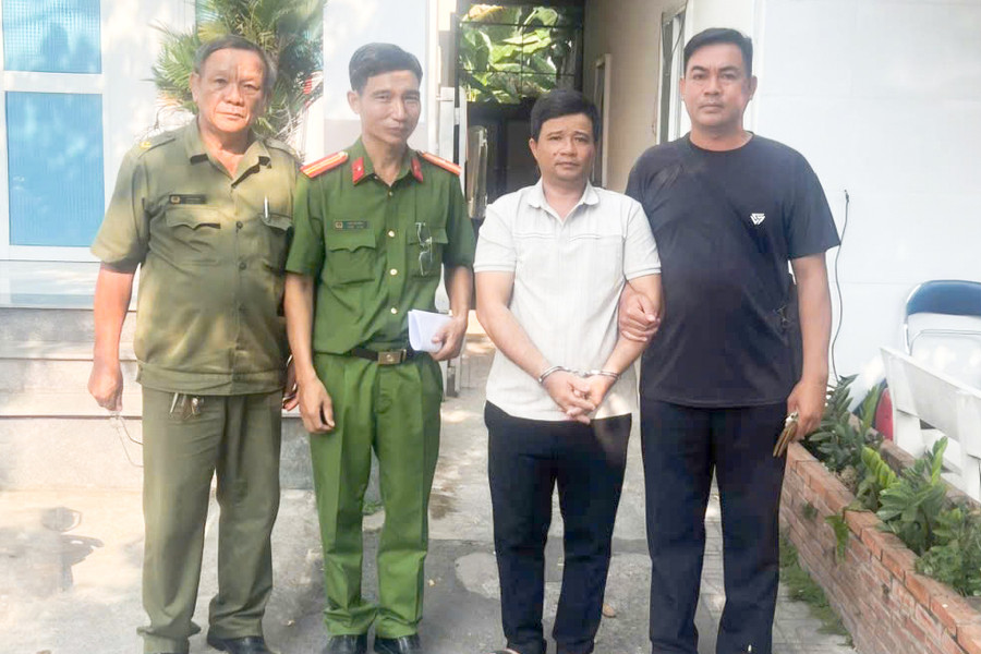 Bị bắt sau hơn 7 năm trốn thi hành án