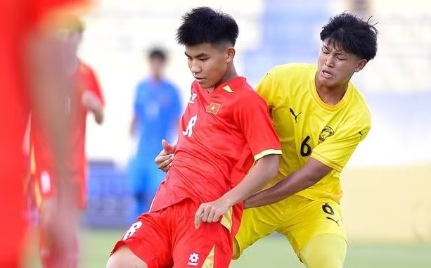 Chuyên gia Malaysia thừa nhận bóng đá Việt Nam vượt tầm, khuyên học hỏi thay vì nhìn sang Nhật Bản