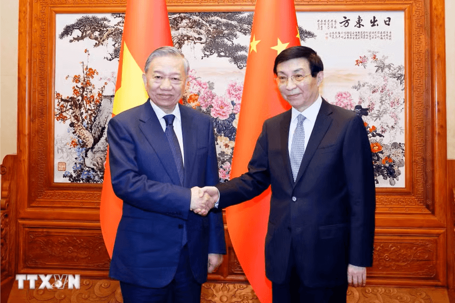 Tổng Bí thư, Chủ tịch nước Tô Lâm hội kiến Chủ tịch Chính hiệp toàn quốc Trung Quốc Vương Hộ Ninh