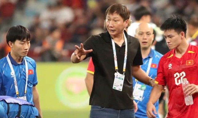 HLV Kim Sang-sik và bài toán lịch thi đấu 2026: Ưu tiên ĐTQG, U23 Việt Nam đón làn gió mới