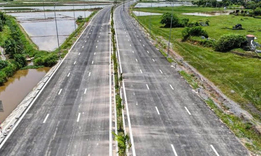 Hà Nội đầu tư hơn 4,6 km đường trục kinh tế Phú Minh - Nam Triều