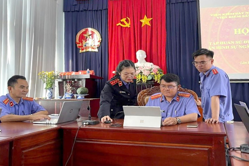 Bứt phá trong số hóa dữ liệu án hình sự