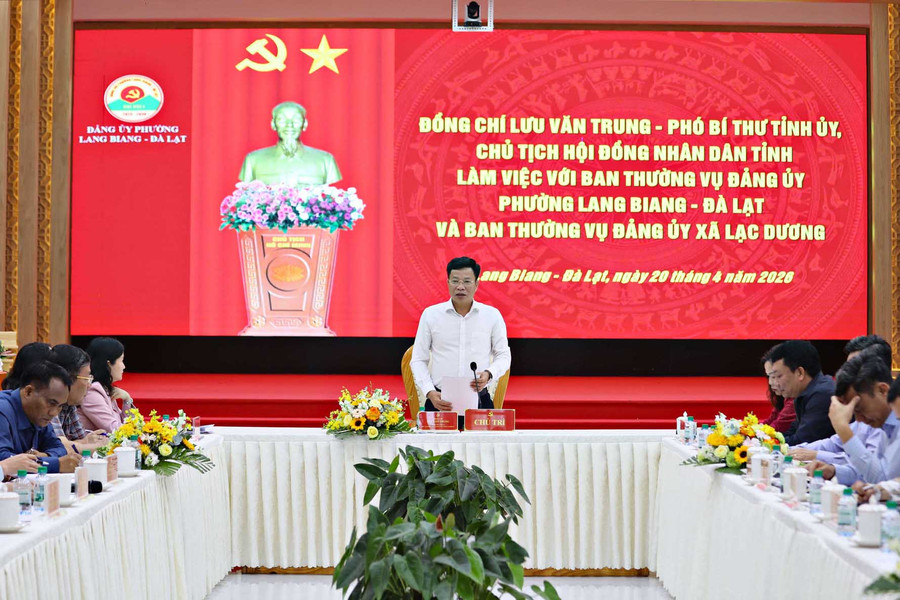 Chủ tịch HĐND tỉnh Lâm Đồng Lưu Văn Trung làm việc với phường Lang Biang - Đà Lạt và xã Lạc Dương