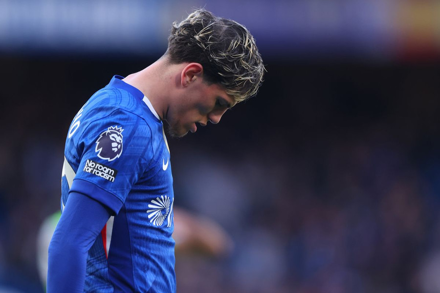 HLV Liam Rosenior khẳng định Alejandro Garnacho là tương lai không thể thay thế của Chelsea