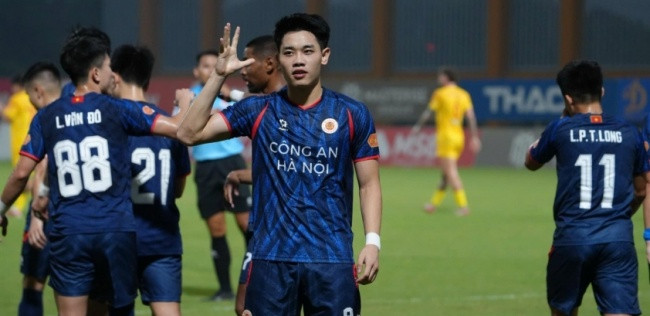Truyền thông Thái Lan đưa tin CLB Vissel Kobe muốn chiêu mộ Nguyễn Đình Bắc