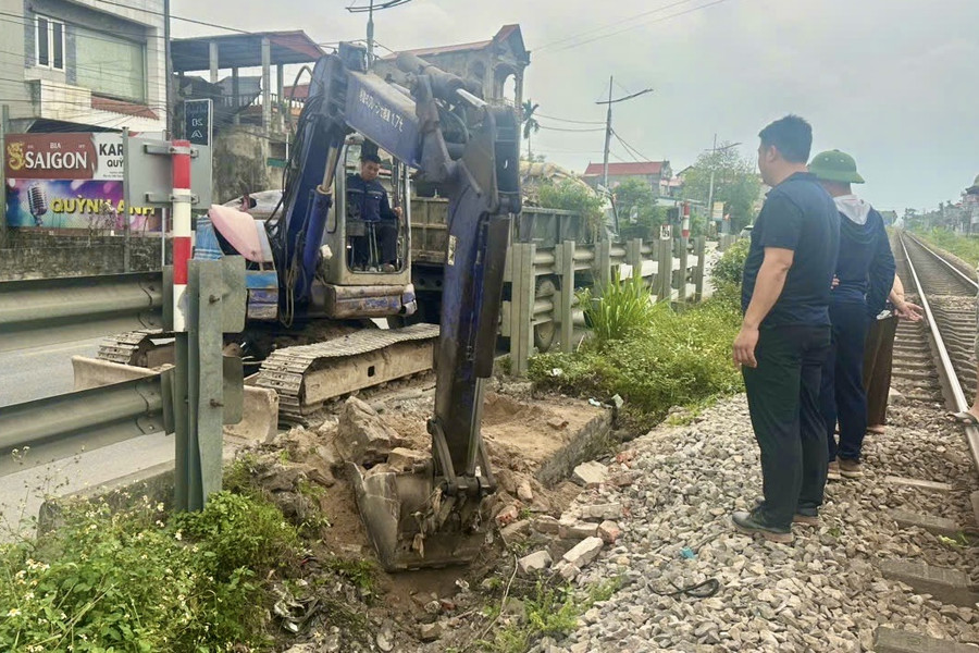 Ninh Bình đóng 16 lối đi tự mở nguy hiểm trên tuyến đường sắt Bắc - Nam
