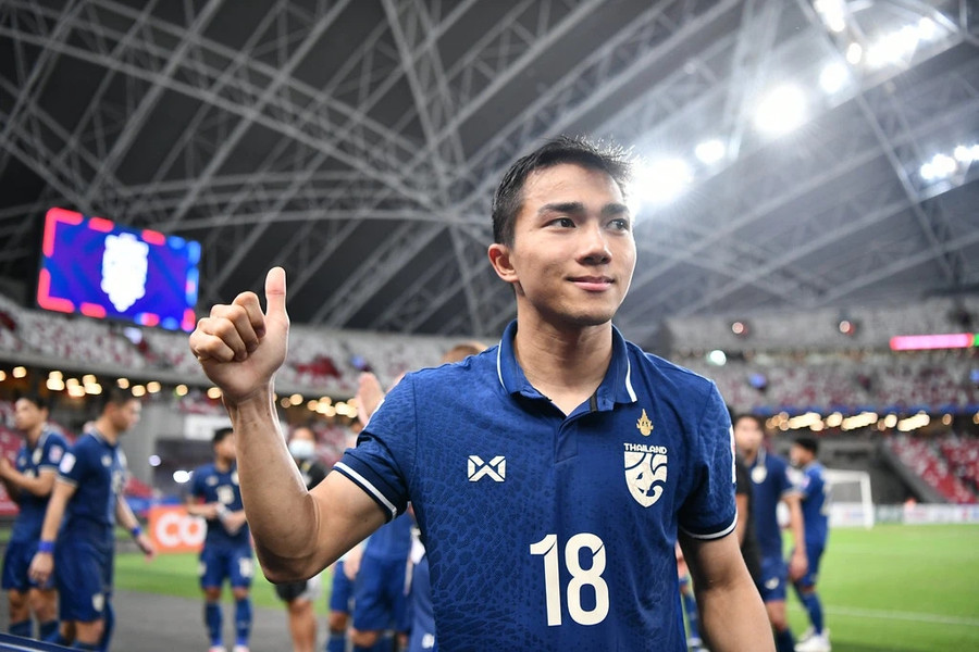 Chanathip Songkrasin tái xuất: 'Voi chiến' quyết đòi lại ngôi vương từ tuyển Việt Nam