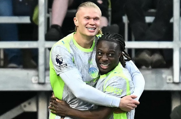 Man City đánh chiếm ngôi đầu Ngoại hạng Anh: Vì sao Opta vẫn chọn Arsenal vô địch?