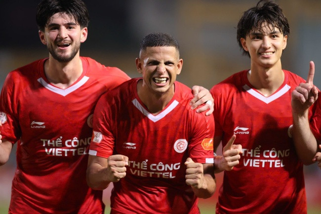 Thể Công Viettel và bài toán hàng công trong cuộc đua vô địch V-League