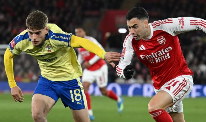 Sự trỗi dậy của Southampton: Từ khủng hoảng đến chuỗi 20 trận bất bại trước đại chiến Man City