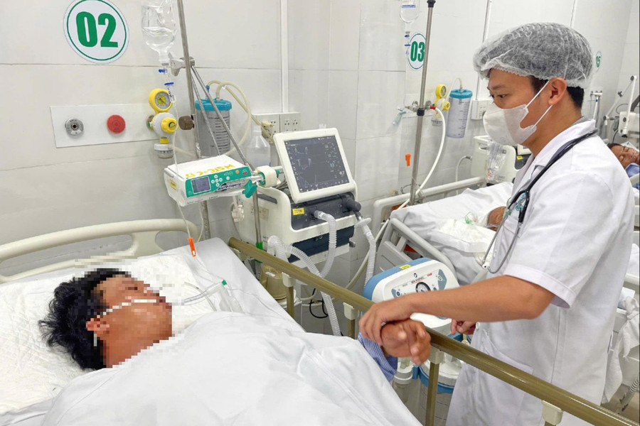 Lâm Đồng kịp thời cứu sống 2 anh em bị ngạt khí trong hầm tàu cá