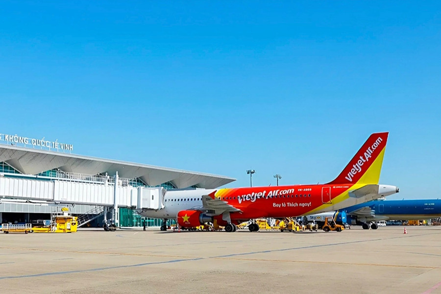 Sân bay quốc tế Vinh gia hạn thầu mặt bằng và đẩy nhanh dự án mở rộng đường băng 545 tỷ đồng