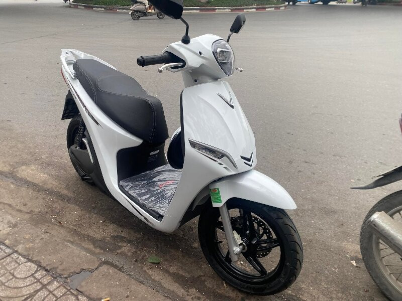 VinFast Feliz 2025: Xe máy điện đi được 262 km có giá bán ưu đãi từ 24,3 triệu đồng
