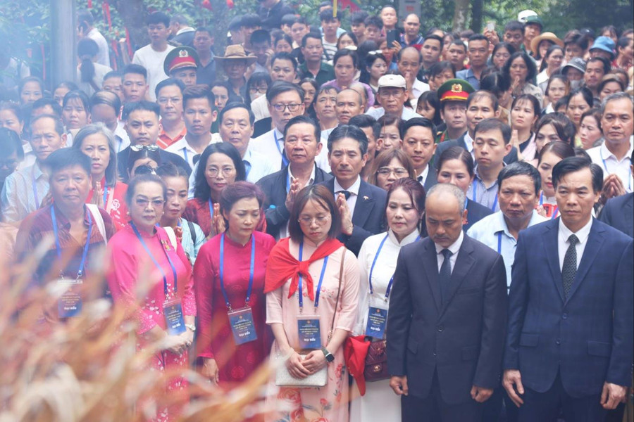 Hành trình về nguồn của kiều bào nhân dịp Giỗ Tổ Hùng Vương năm 2026