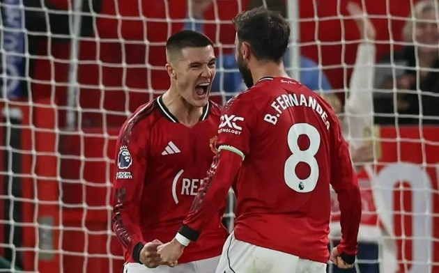 Manchester United thắng Brentford 2-1: Michael Carrick và phép màu hồi sinh Quỷ đỏ