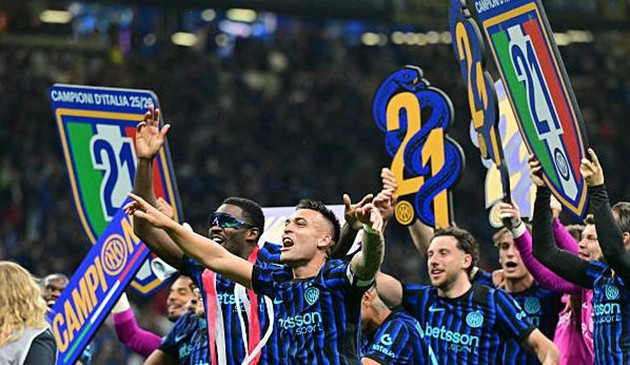 Inter Milan hạ Parma 2-0, chính thức đoạt Scudetto thứ 21 sớm ba vòng đấu