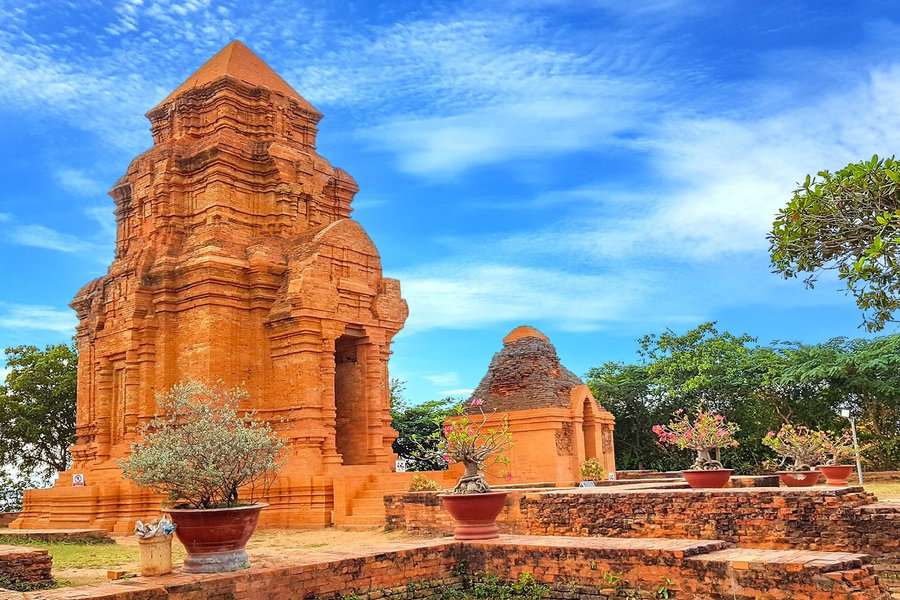 Sân bay Phan Thiết gần 4.000 tỷ đồng: Kiến trúc tháp Chăm cổ trở thành biểu tượng