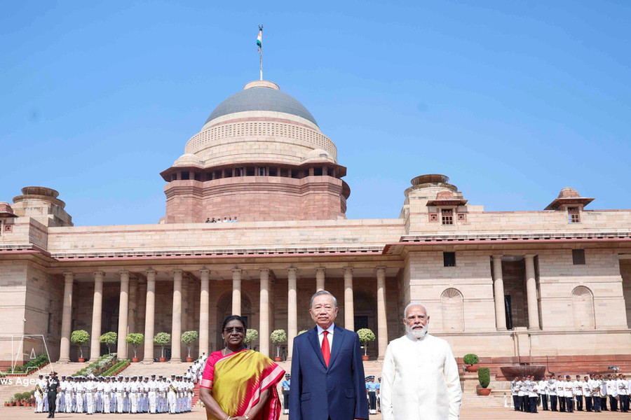 India holds welcome ceremony for Vietnam’s top leader
