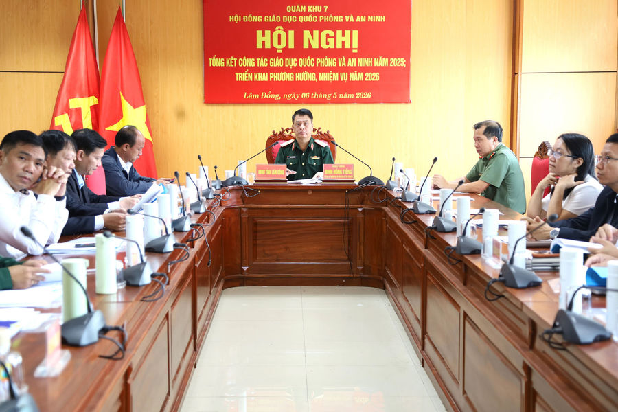 Quân khu 7 nâng cao chất lượng giáo dục quốc phòng và an ninh trong tình hình mới