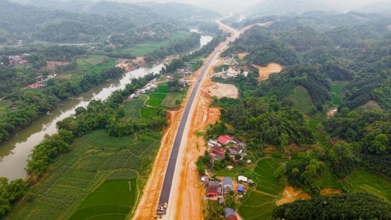 Cao tốc Đồng Đăng - Trà Lĩnh 26.000 tỷ đồng: Thông xe kỹ thuật 62km đầu tiên trong tháng 5