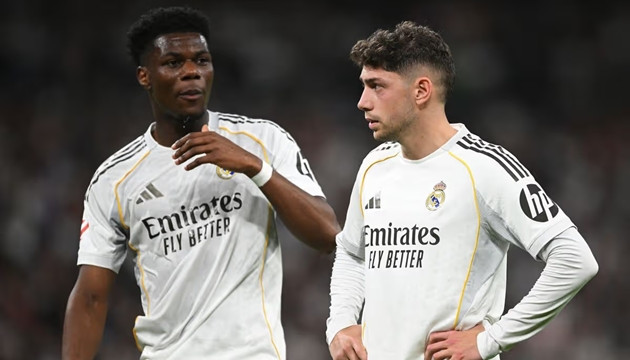 Rạn nứt tại Real Madrid: Tchouameni ẩu đả với Valverde, Man Utd mở rộng cửa đón tiền vệ Pháp