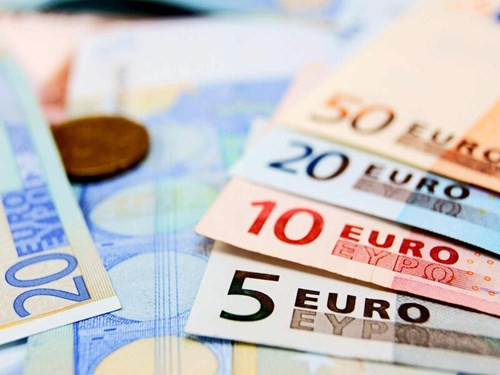 Tỷ giá Euro ngày 7/5 tăng mạnh tại các ngân hàng, mức bán ra cao nhất 32.248 VND