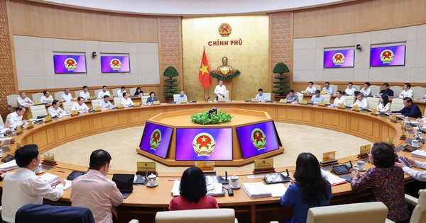 Khẩn trương hoàn thành sắp xếp tổ dân phố, thôn bản, đơn vị sự nghiệp công lập