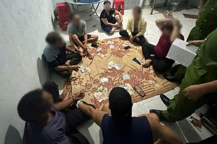 Quyết liệt truy quét tệ nạn đánh bạc