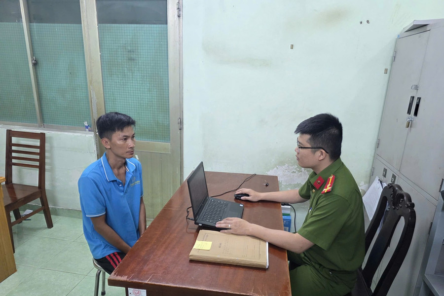 Công an TP. Hồ Chí Minh tạm giữ đối tượng Bùi Trung Quốc về hành vi hành hạ trẻ em tại phường Dĩ An