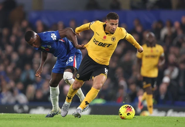Joao Gomes khiến MU và Liverpool đại chiến với mức giá 40 triệu bảng