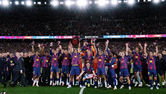 Barcelona bóp nghẹt Real Madrid 2-0 giành chức vô địch La Liga 2025/26