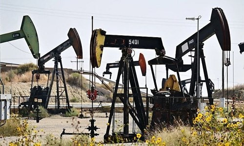 Sản lượng dầu OPEC xuống còn 20,04 triệu thùng/ngày, thấp nhất trong 26 năm