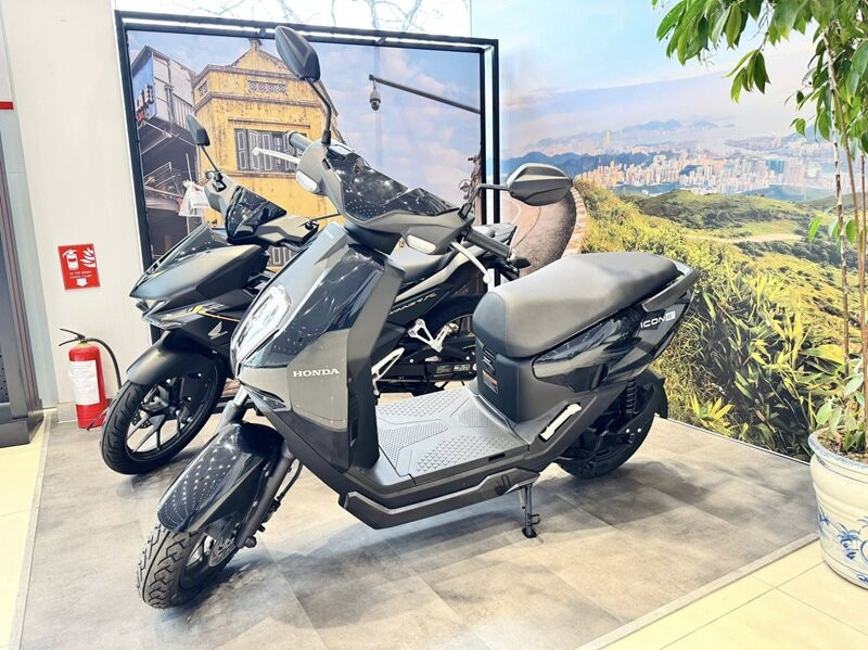 Top xe máy điện pin tháo rời 2026: Giải pháp sạc linh hoạt và an toàn cho cư dân đô thị