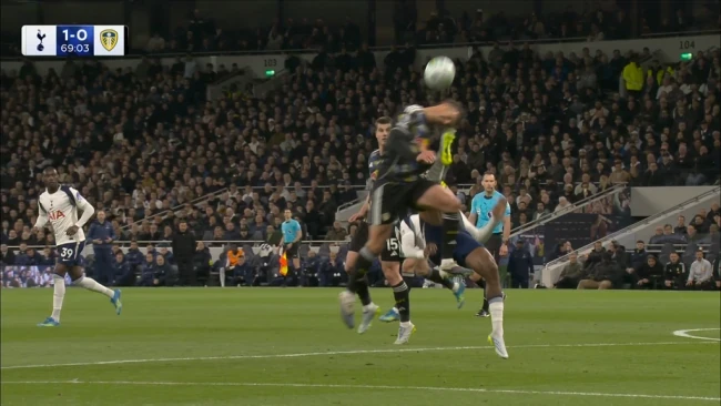 Tottenham 1-1 Leeds: Mathys Tel hóa 'tội đồ' trong ngày James Maddison tái xuất