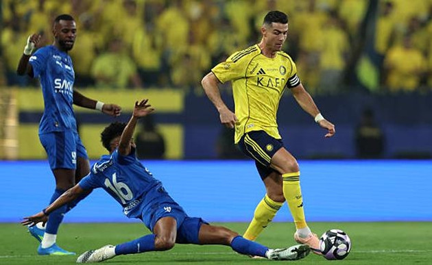 Al Nassr đánh rơi chiến thắng trước Al Hilal sau bi kịch phản lưới nhà phút 90+8